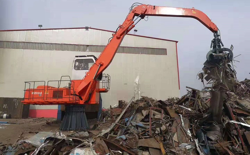 32噸固定抓鋼機(jī).jpg 32噸固定抓鋼機(jī).jpg