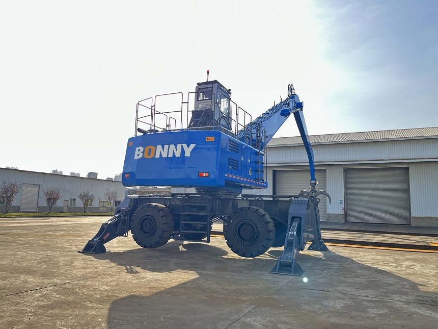 抓料機.jpg 抓料機.jpg